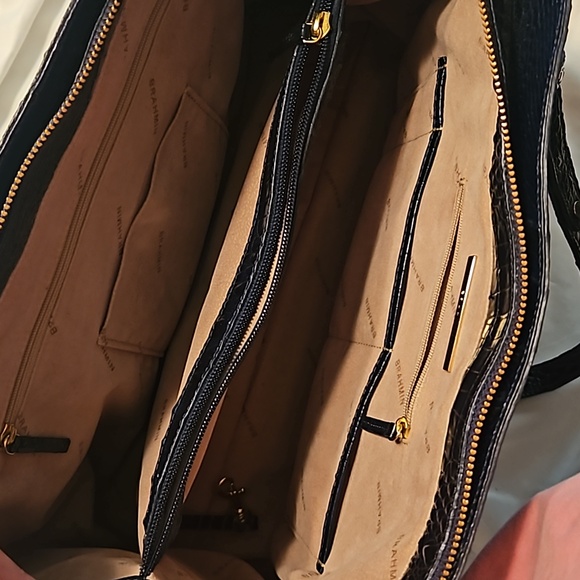 Brahmin Finley - Picture 2 of 5